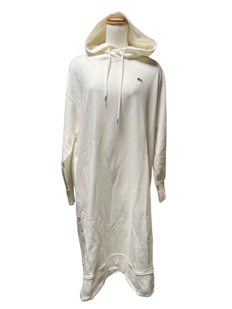 新品Lacoste ラコステフードワンピース　レディース　白トレーナーワンピース