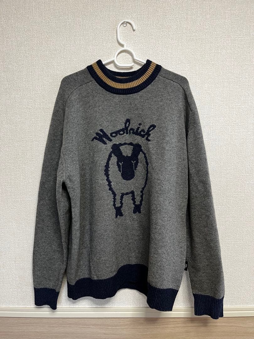 Woolrich ウールリッチ 羊刺繍 グレー ニット セーター メンズ M