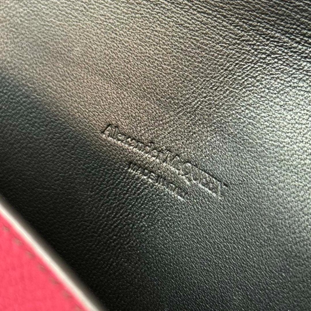 アレキサンダーマックイーン スカル クラッチバッグ