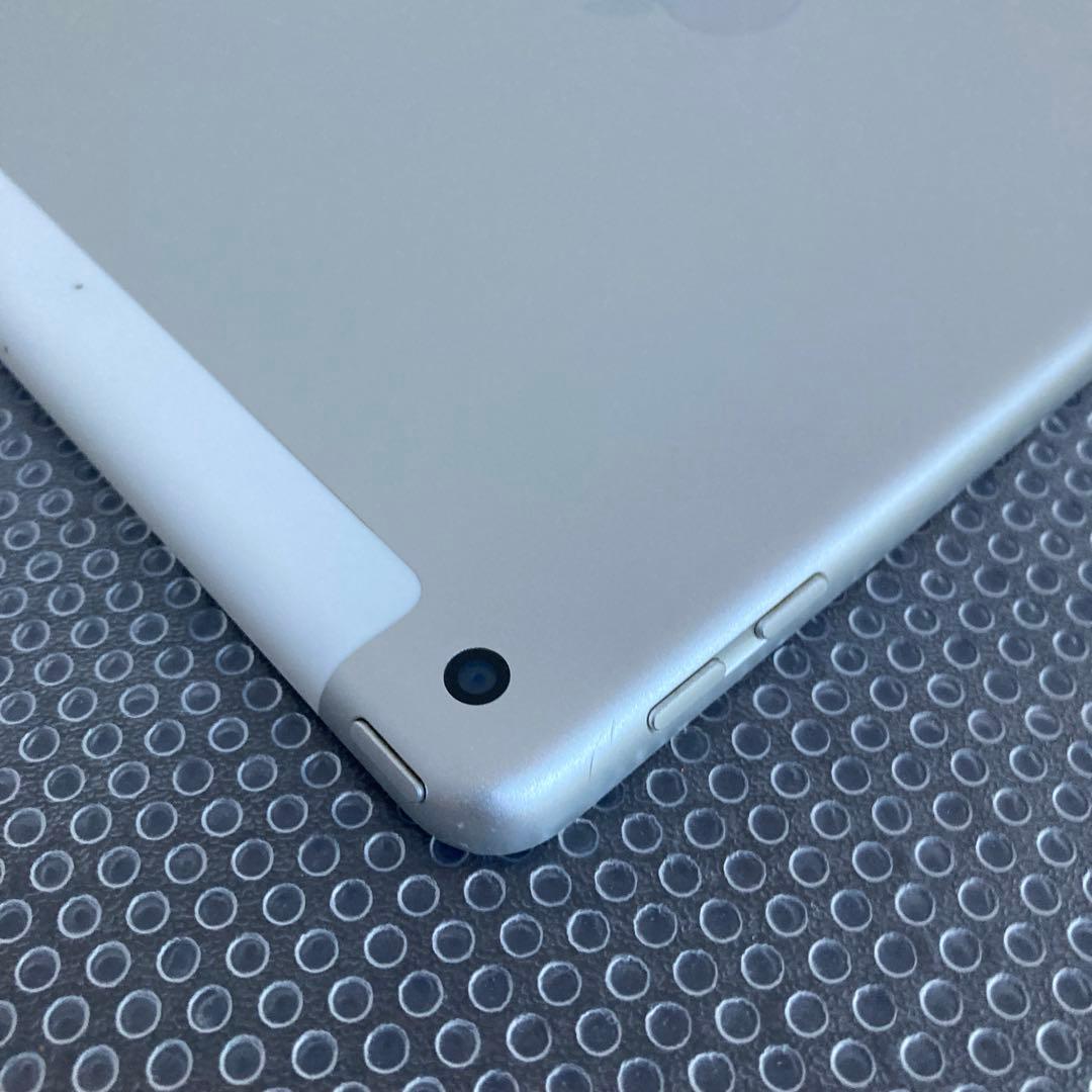 3200【早い者勝ち】iPad5 第5世代 128GB SIMフリー☆