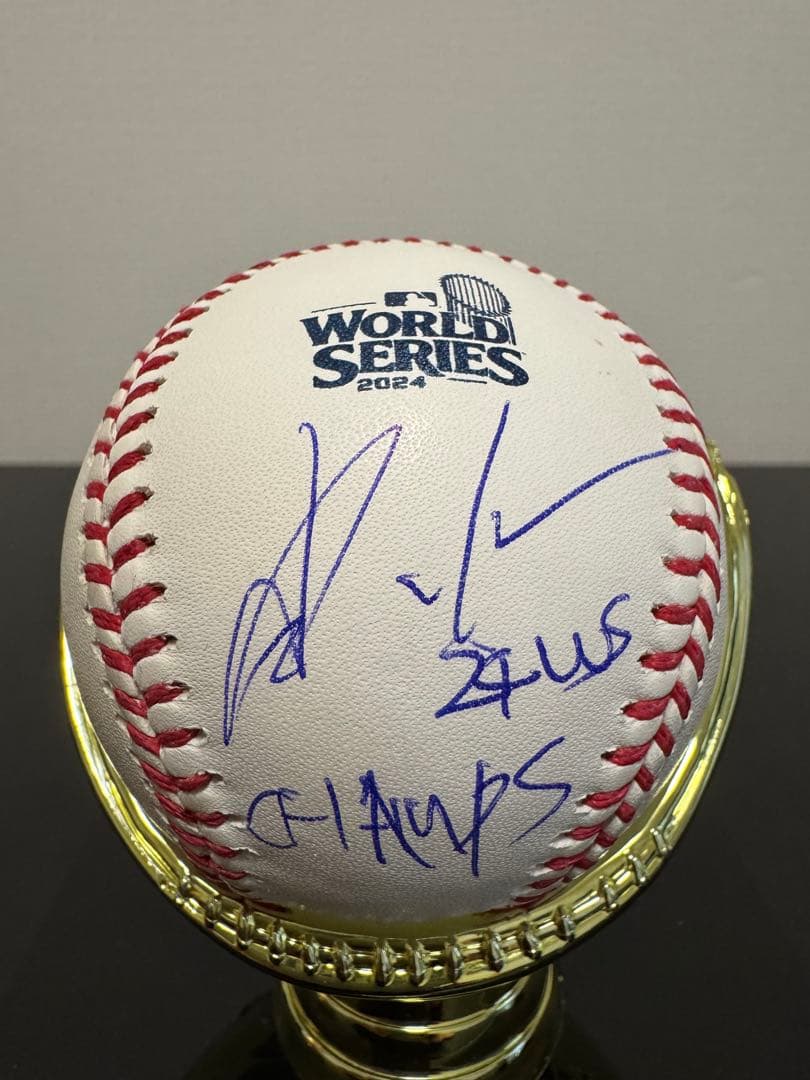 【直筆サインボール】山本由伸　2024