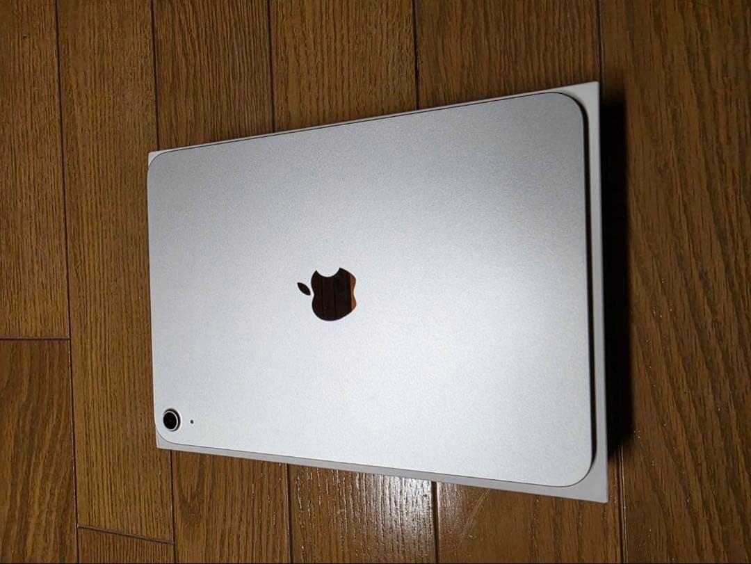 Apple iPad a16 シルバー　128GB