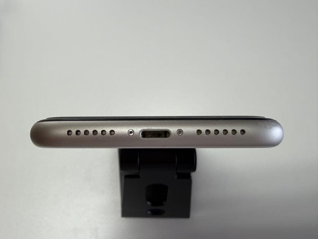 Apple iPhone 11 ホワイト 本体 128GB