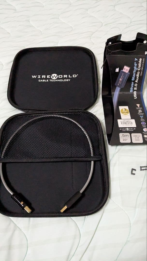 WIREWORLD Silver Starlight 7 USBケーブル