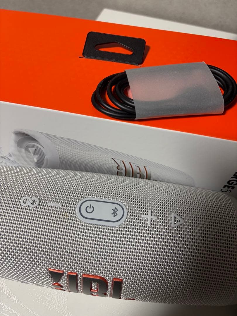 【値下げ不可】JBL Charge 5 ホワイト ワイヤレススピーカー