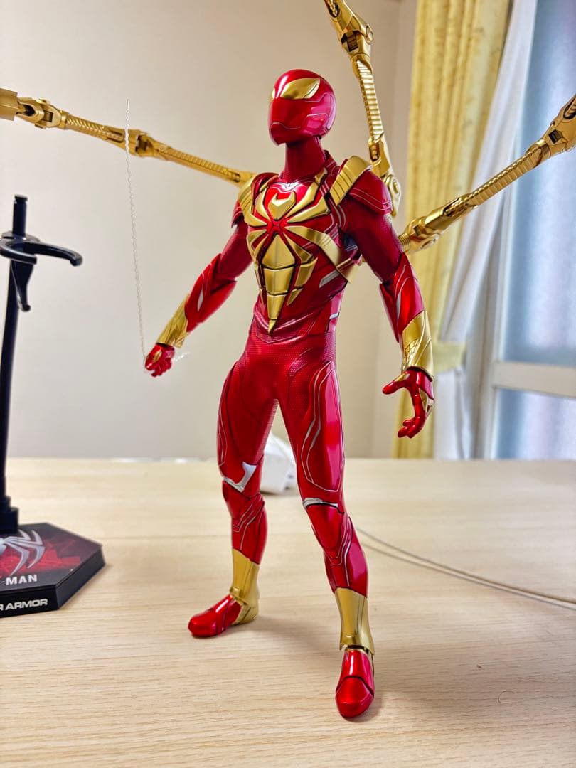 アメコミ Hottoys Ps4 iron spider armor 1/6