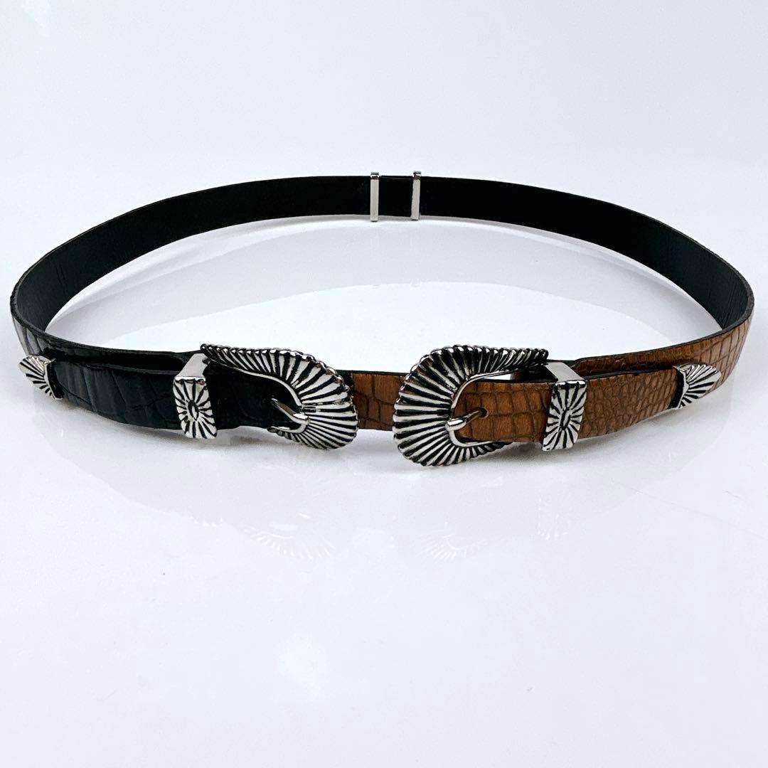 稀少　TOGA PULLA ダブルバックル　レザー　ベルト　バイカラー