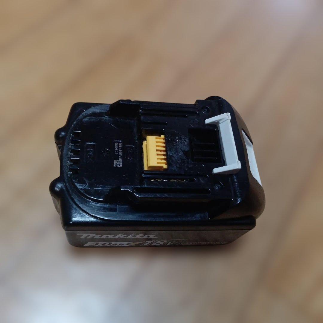 マキタ18V充電式クリーナーCL180FD 純正バッテリー及び純正急速充電器付