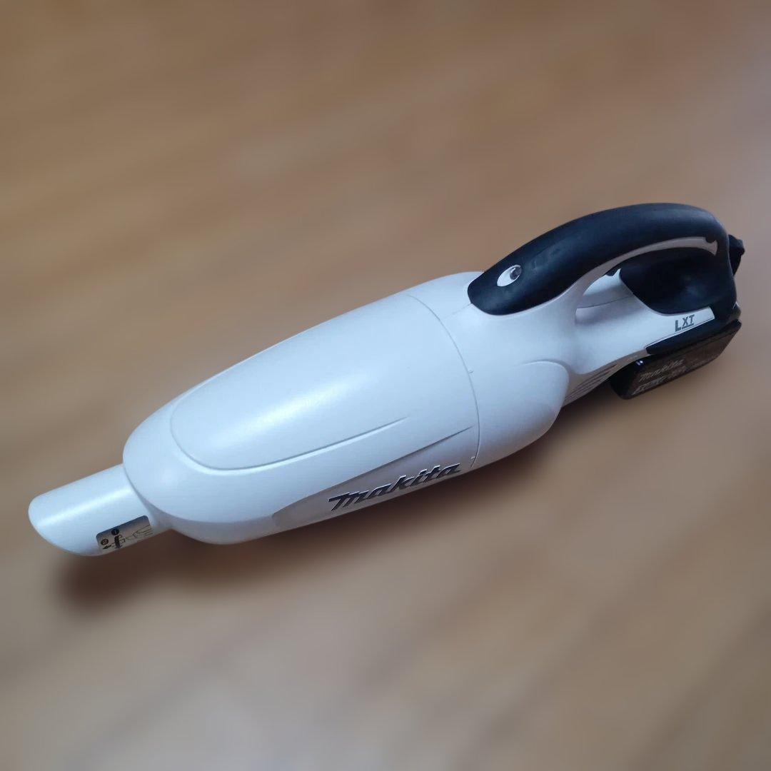 マキタ18V充電式クリーナーCL180FD 純正バッテリー及び純正急速充電器付