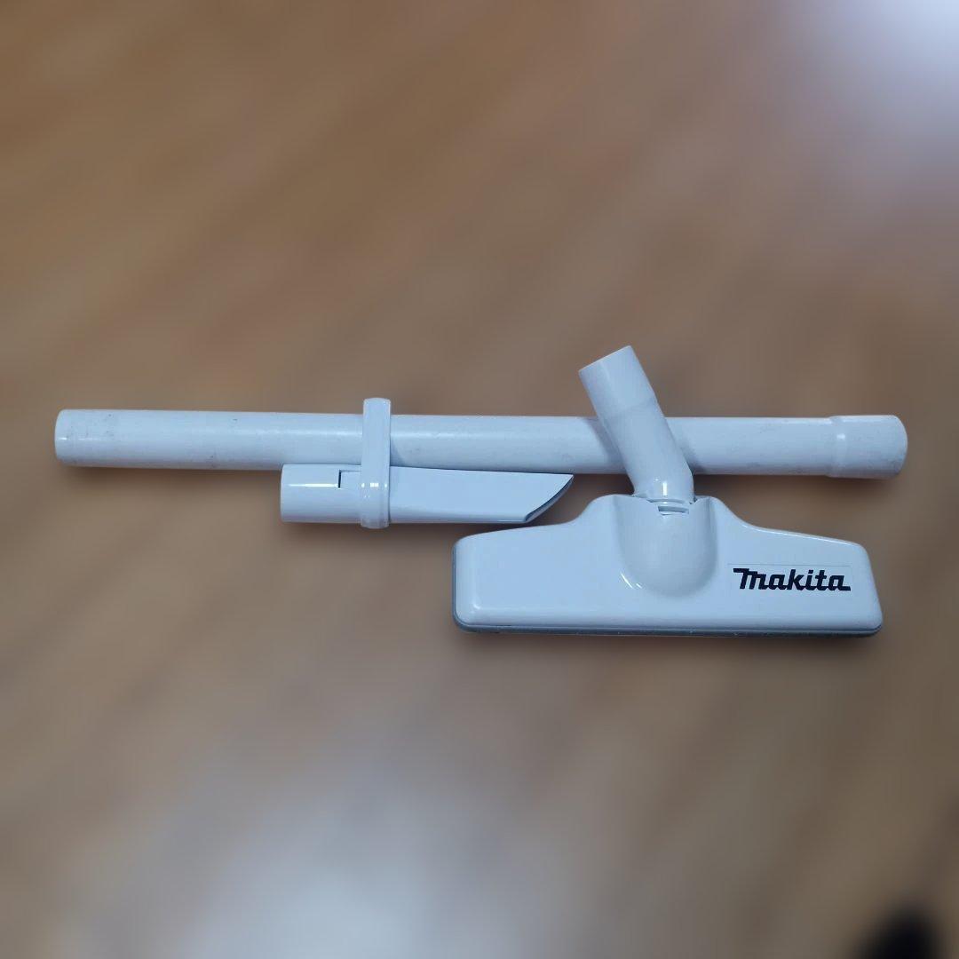 マキタ18V充電式クリーナーCL180FD 純正バッテリー及び純正急速充電器付