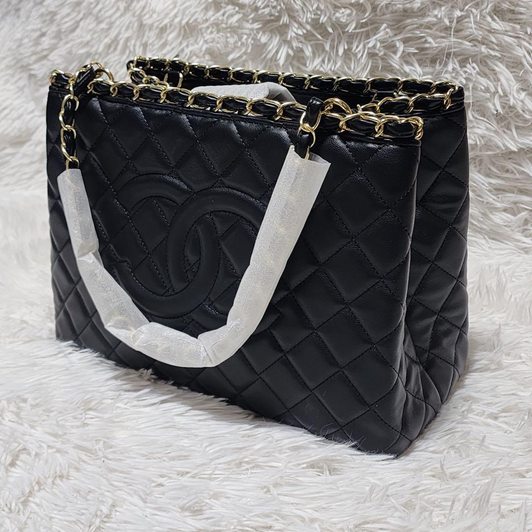 猫*ん様 CHANEL　トートバッグ　ゴールドチェーン　キルティング　ノベルティ