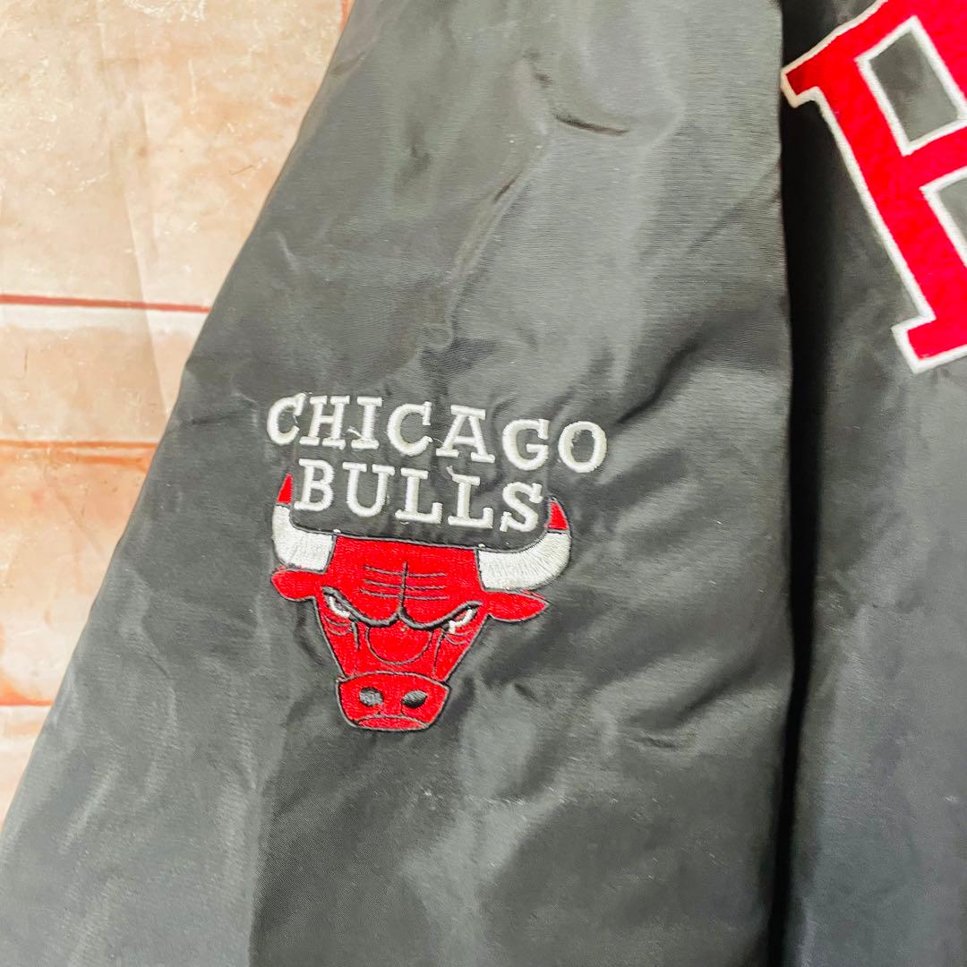 【超希少】NBAシカゴブルズ　スタジャン　ビックサイズXL ラビーン8 古着黒