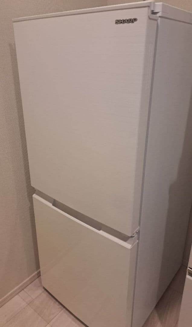 SHARP 冷凍冷蔵庫 SJ-D15G-W ホワイト