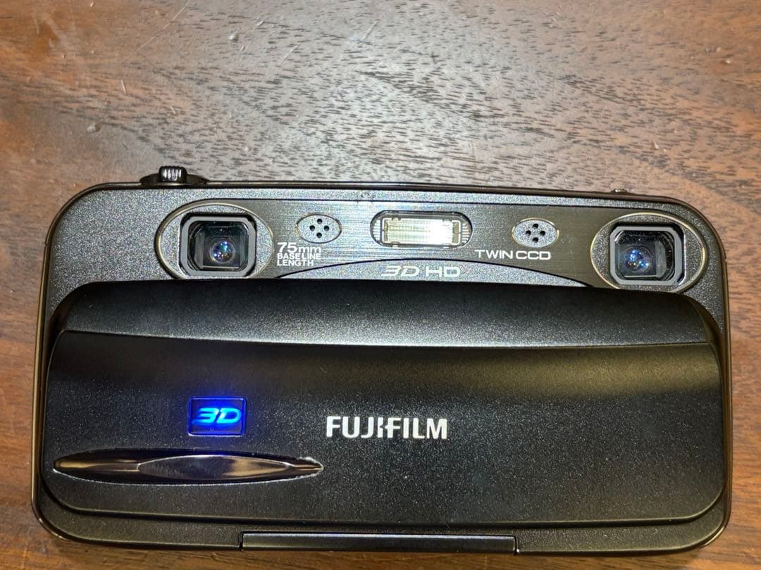 デジタルカメラ FUJIFILM FinePix REAL 3D W3