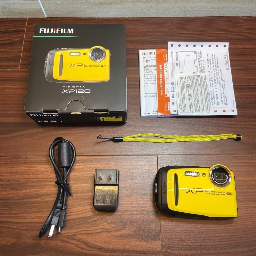 FUJI FILM FinePix XP120 デジカメ ほぼ新品 4277