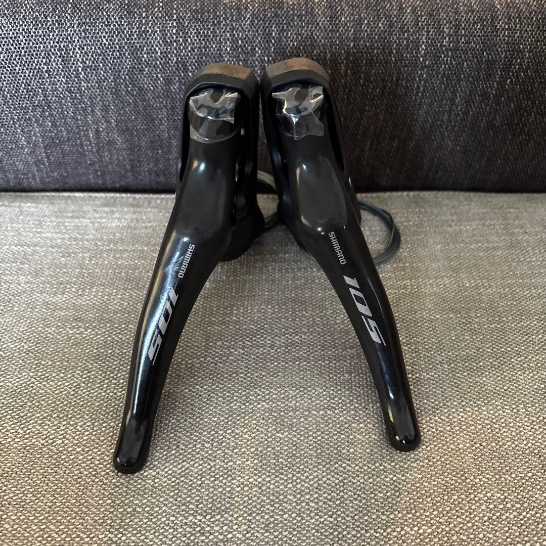 Shimano 105 r7000 シフター・レバー 新品　未使用