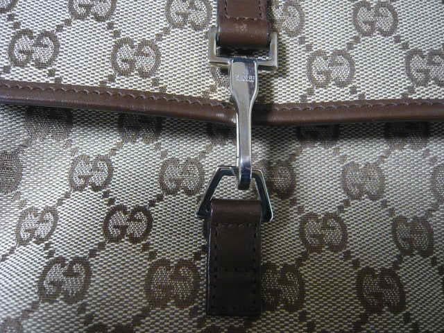 GUCCI ウエストバッグ ボディーバッグ　茶色