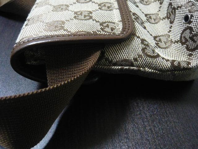 GUCCI ウエストバッグ ボディーバッグ　茶色
