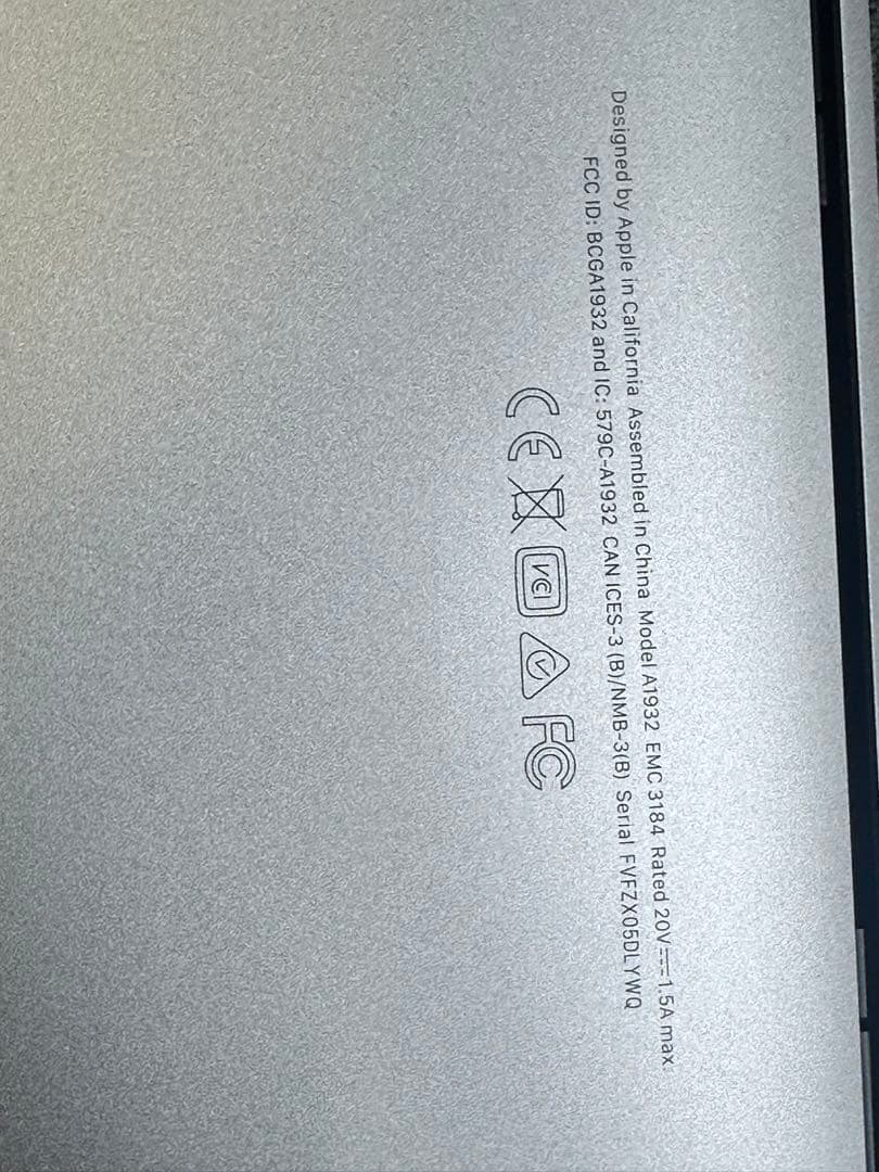 MacBook本体 MacBook air i5-8GB-256GB office