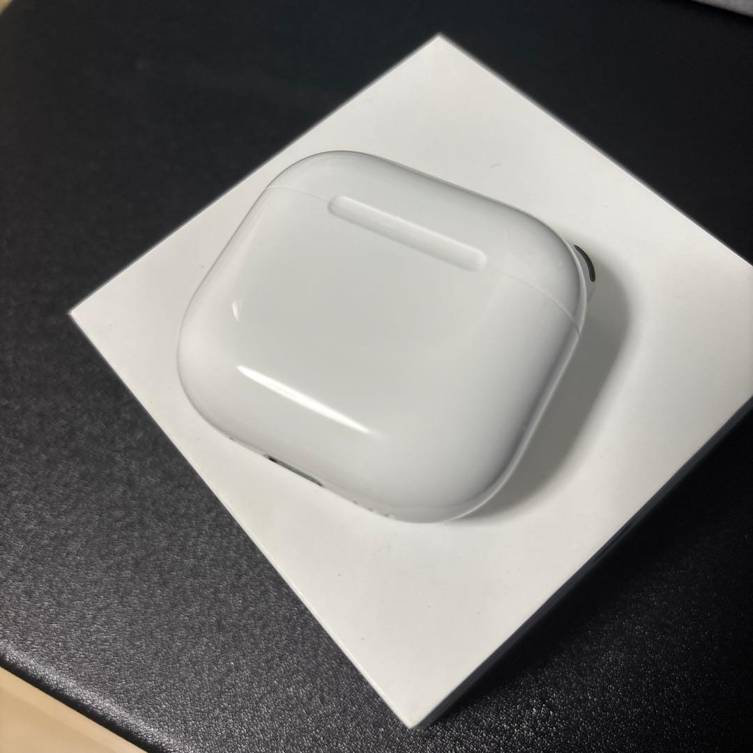 AirPods4 アクティブノイズキャンセリング