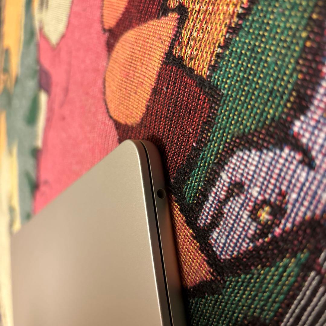 (破格)MacBook AIR 13-inch, 2023M3チップ搭載