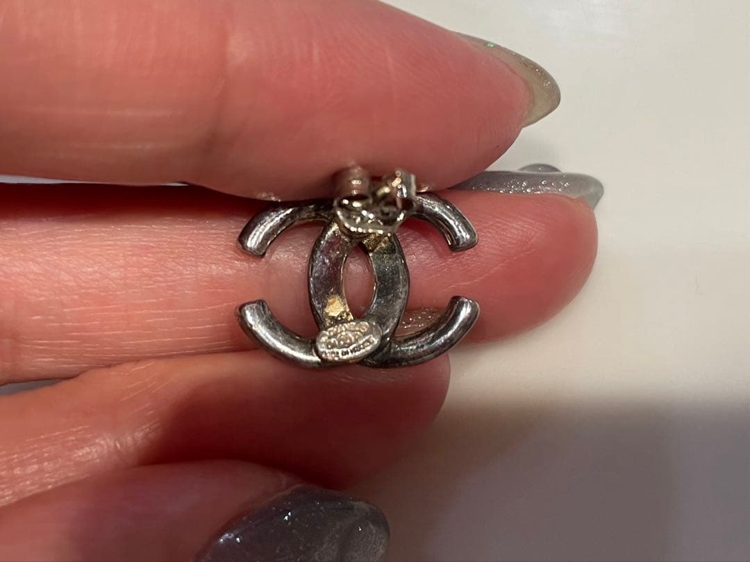 CHANEL シルバー ダブルCロゴ ピアス