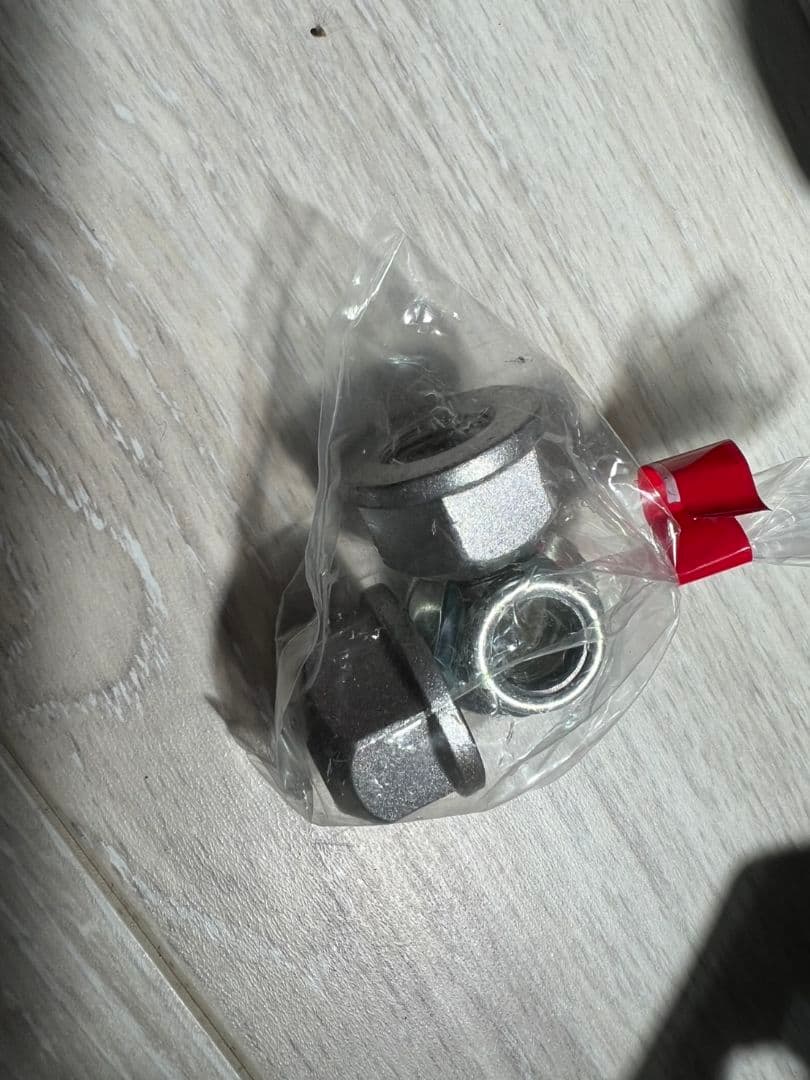 とらおNISSAN　HE12ノートニスモ ストラット・ショックセット