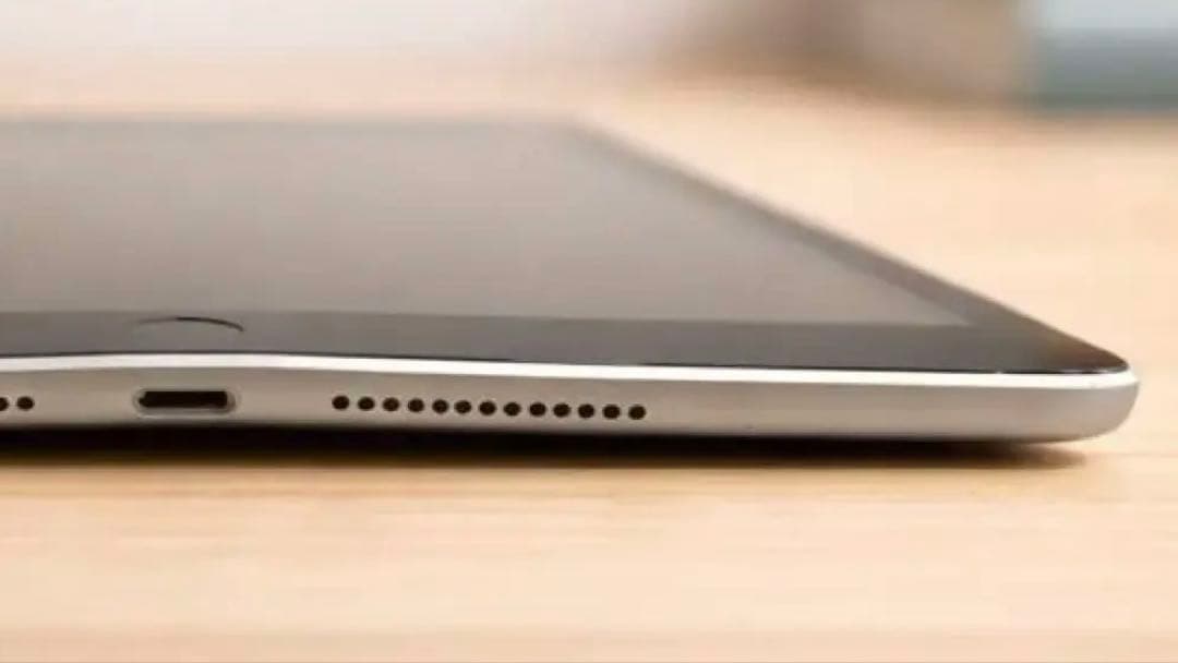 な*み様 iPad シルバー 本体　第9世代　64GB