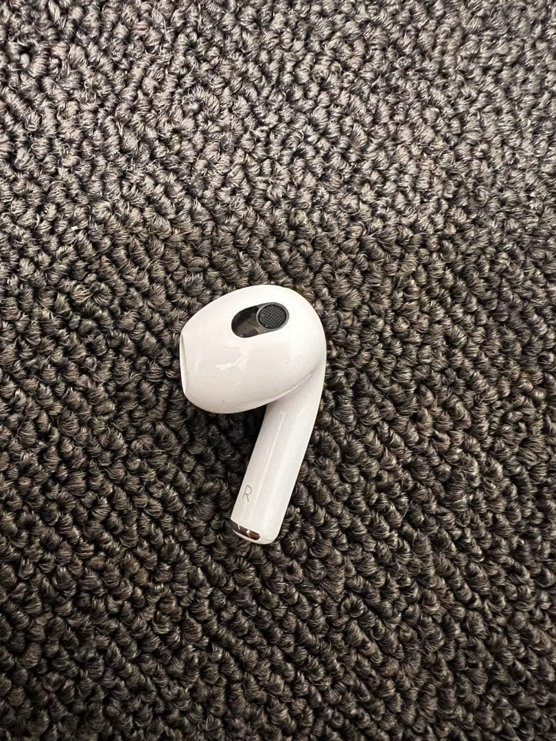 ★Apple AirPods3 本体★