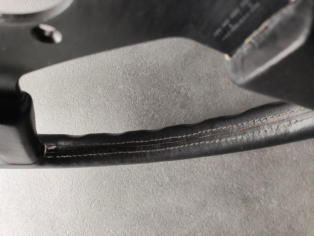 モモステアリング　NAロードスター純正op