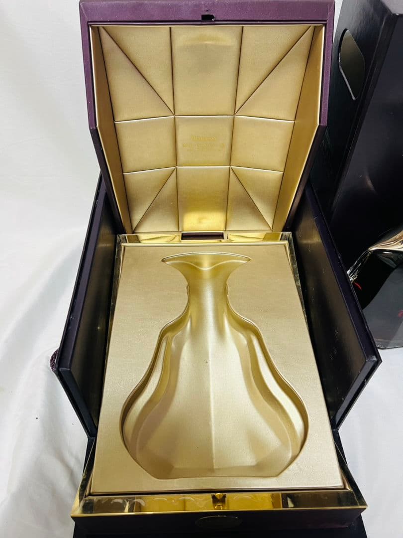 ヘネシー パラディ　アンペリアル　クリスタルボトル 冊子・化粧箱・外箱付き！