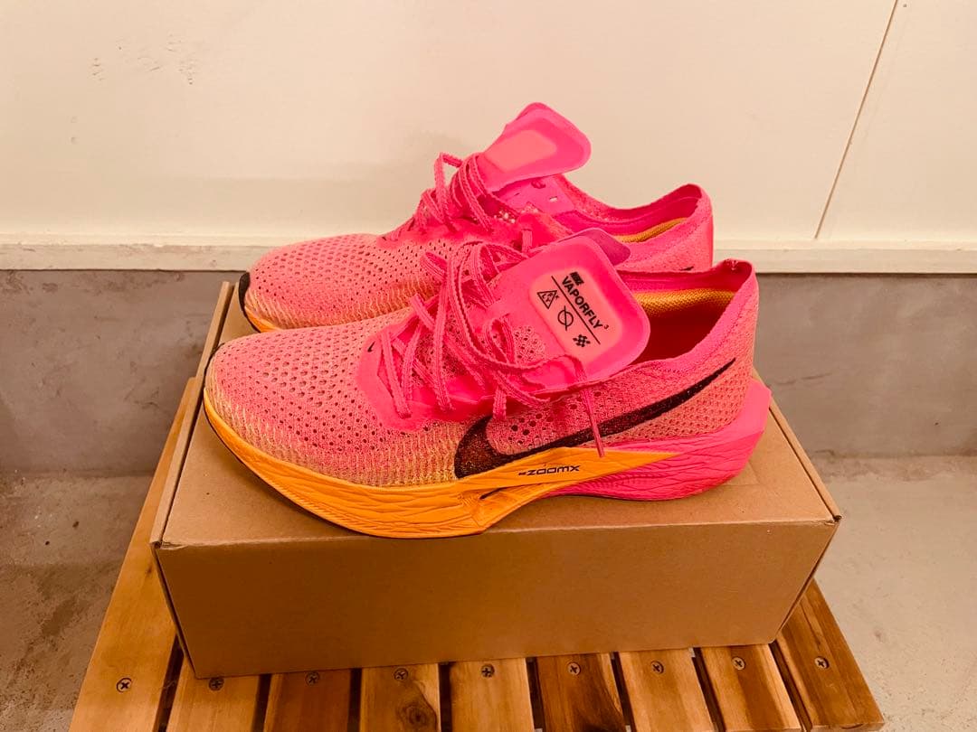 Nike ZoomX vaporfly next %3ピンクシューズ　27cm