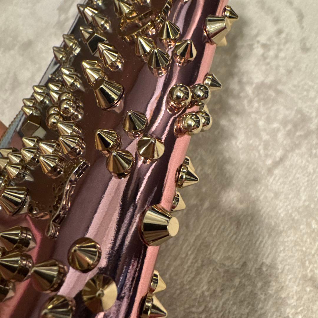 新品未使用　ルブタン　オーロラエナメル