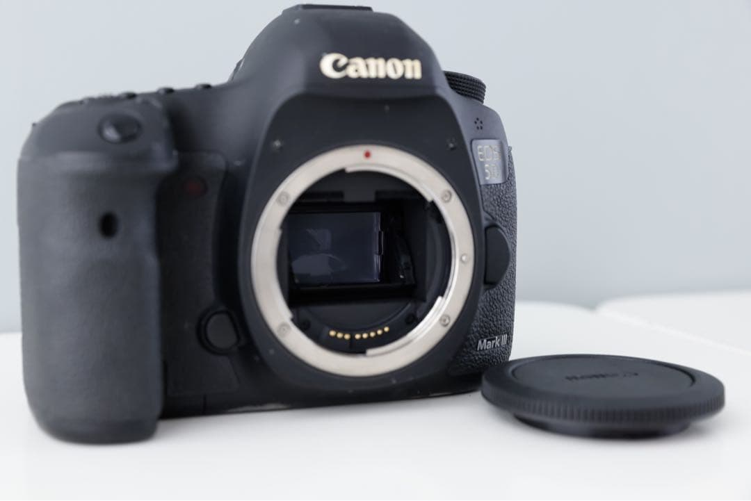 キャノンCanon EOS 5D Mark III ボディ Mark3 箱つき