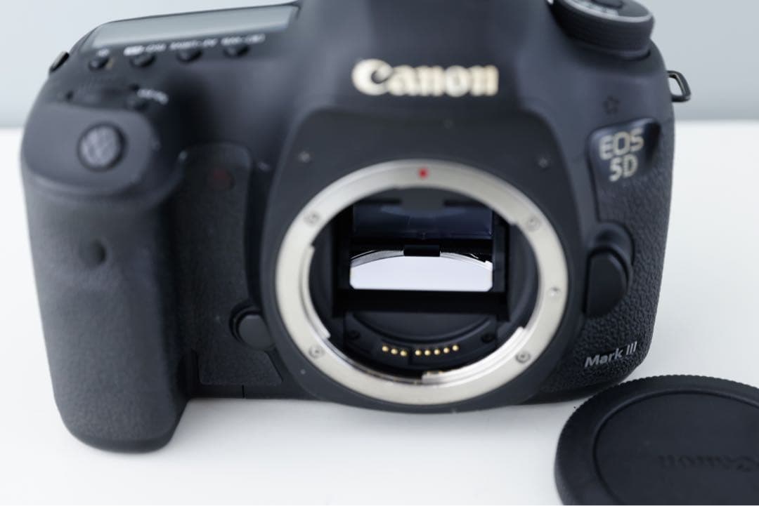 キャノンCanon EOS 5D Mark III ボディ Mark3 箱つき