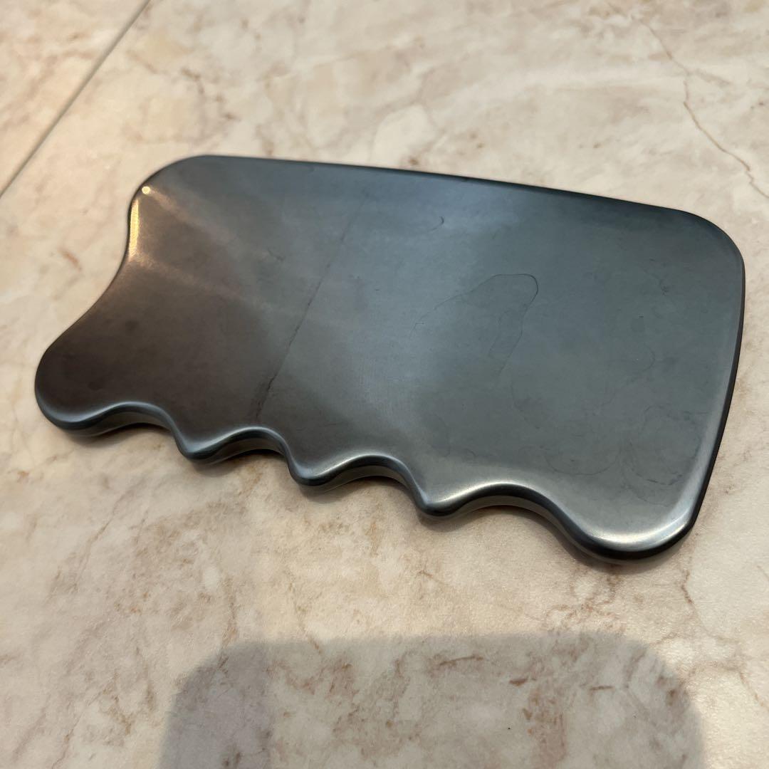 【ぶどう様】最終価格！YOSA 美顔用品　箱付き　チタニウムエッジ　ヨサ