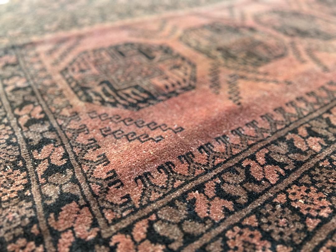 【Vintage rug】アフガニスタン産｜176 × 127cm｜トルクメン族