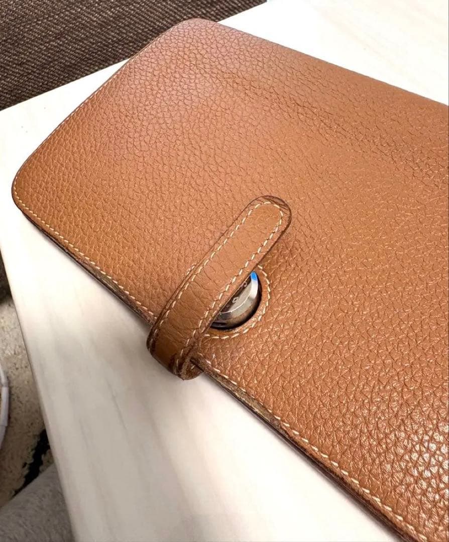 HERMES 長財布　ドゴン