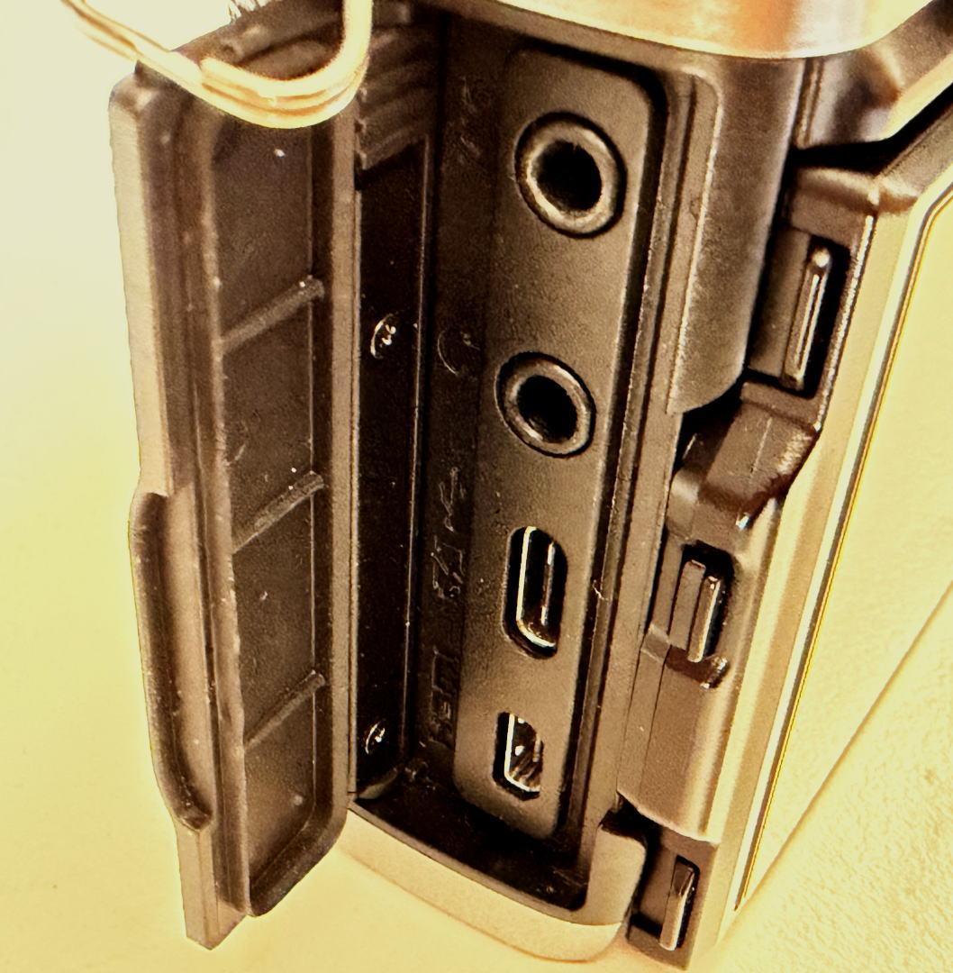 フジフィルム FUJIFILM X-T3ボディ シルバー＋ゲージ＋外部マイク