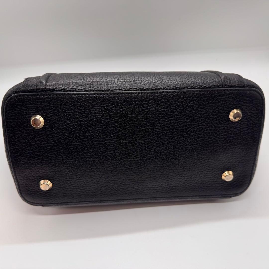 ペッレモルビダ ヴェーラ 2way ショルダーバッグ レザー シボ革 ロゴ 黒