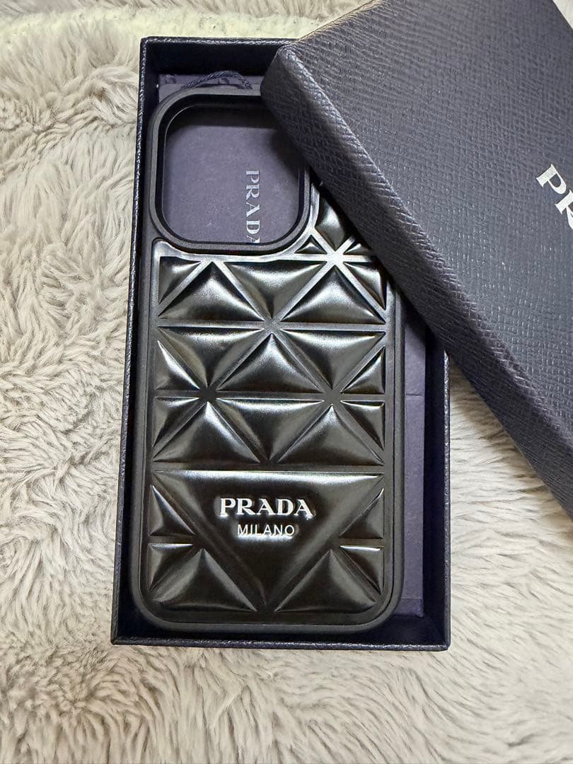 PRADA ブラック iPhone14Pro用ケース