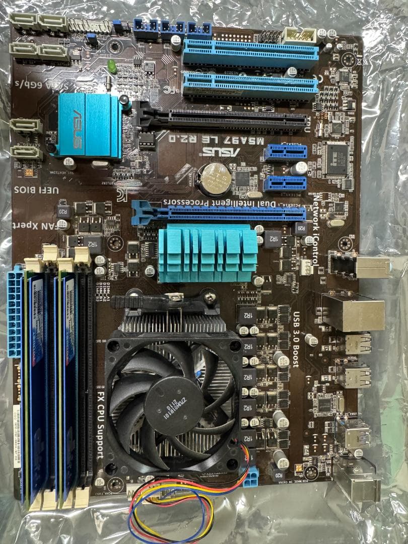 ASUS M5A97 LE R2.0 SocketAM3+ CPU メモリセット