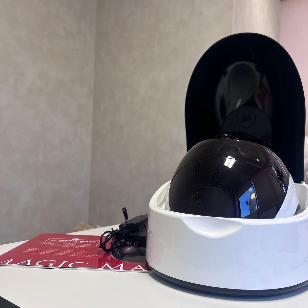 CF MAGIC MASK LED美顔器 ホワイト・ブラック