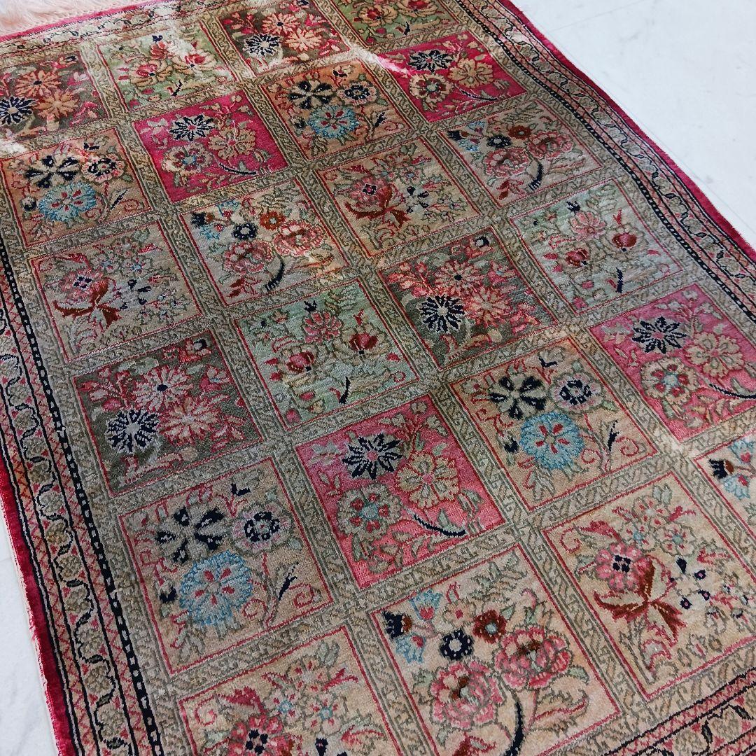 Y2512 ペルシャ絨毯 クム産 シルク 手織72万ノット 78×56㎝