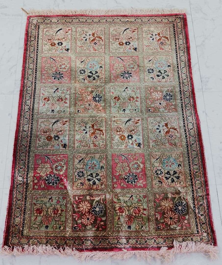 Y2512 ペルシャ絨毯 クム産 シルク 手織72万ノット 78×56㎝