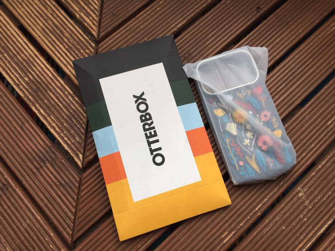 可愛い刺繍【OtterBox iPhone17 Pro Max】オッターボックス