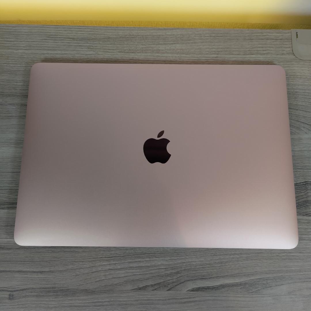 【ほぼ新品】極上美品＋充電回数25回未満　Macbook Air M1　8GB