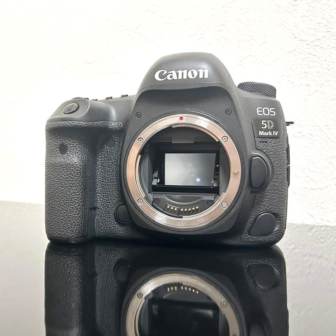 【良品】Canon EOS 5D Mark IV ボディ・純正バッテリー