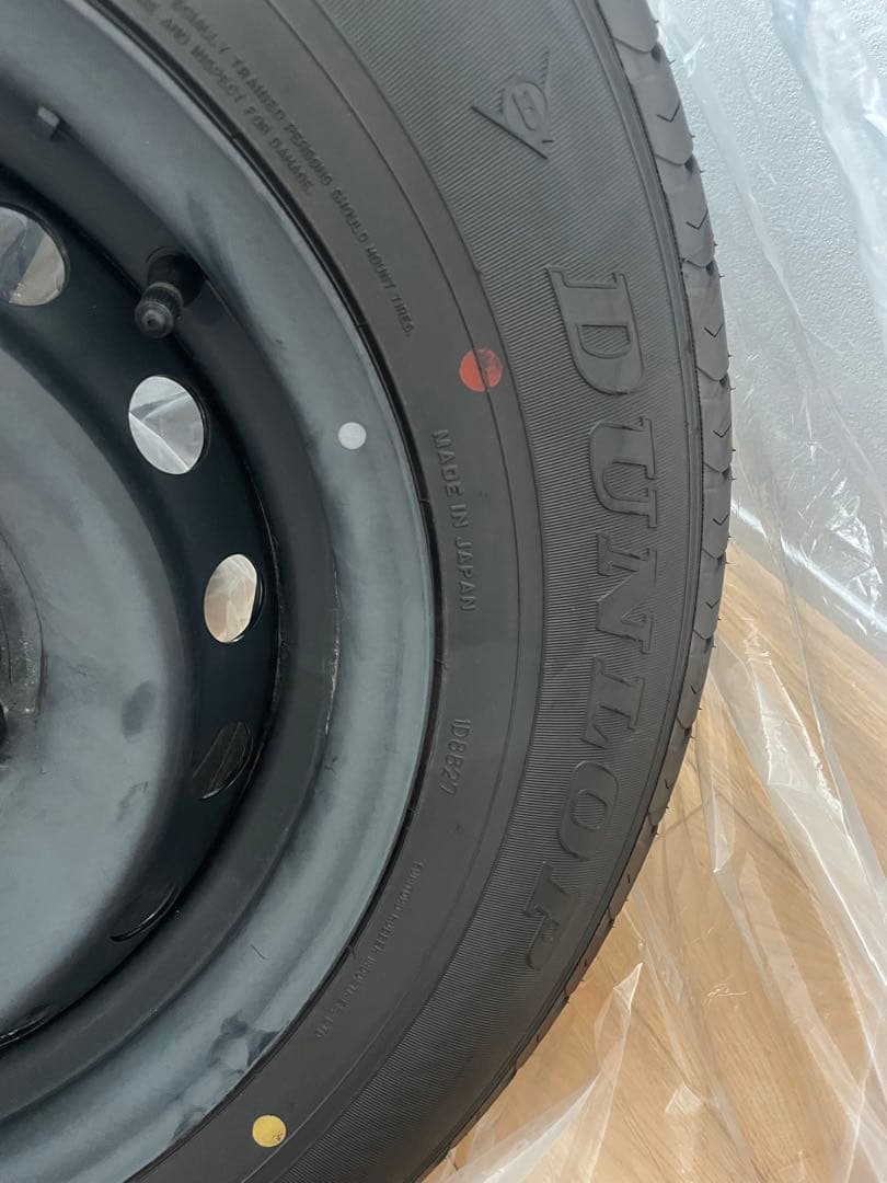 最終お値下げ！！ 送料込　ハイエース　タイヤ　ホイール付き 納車外し