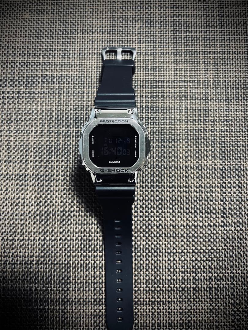 【極美品】CASIO G-SHOCK腕時計 GM-5600U